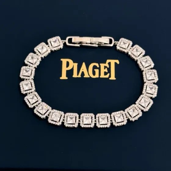 Piaget Square Diamond Halo Tennis Bracelet bracelet White gold with clear diamonds 17cm