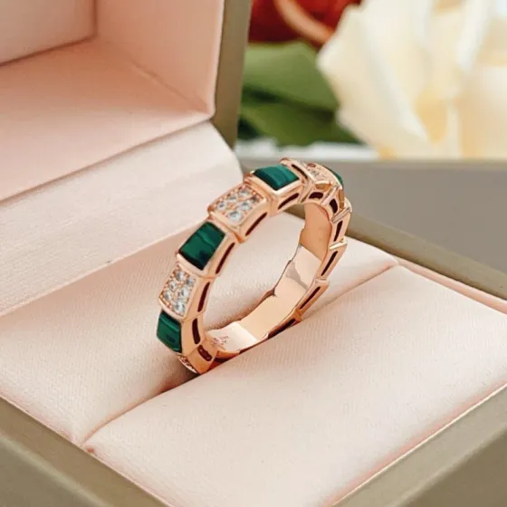 Bvlgari Serpenti Viper ring Rose gold green malachite clear diamond No 7
