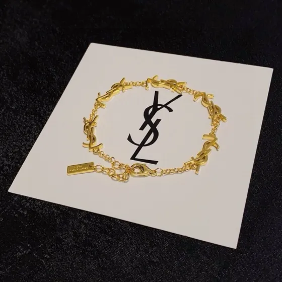 Saint Laurent Cassandre Monogram Chain Bracelet bracelet gold-tone metal 19cm adjustable