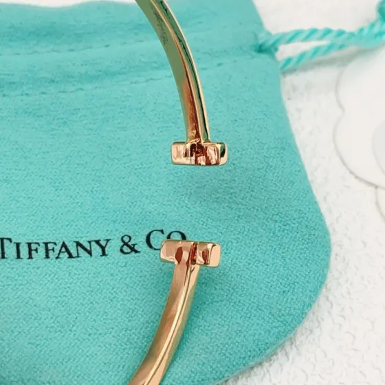 Tiffany Co T1 bracelet Rose gold with clear diamonds 17cm
