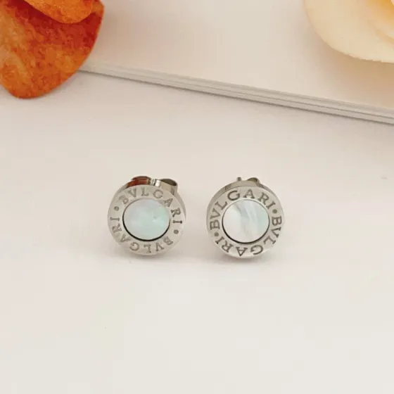 Bvlgari Bvlgari Bvlgari earrings silver-toned metal with white mother-of-pearl inlay 10mm diameter