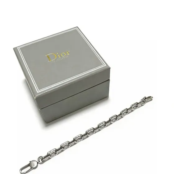 Dior Dior Logo Engraved Chain Link bracelet Silver-tone metal with engraved Dior branding no gemstones 19cm