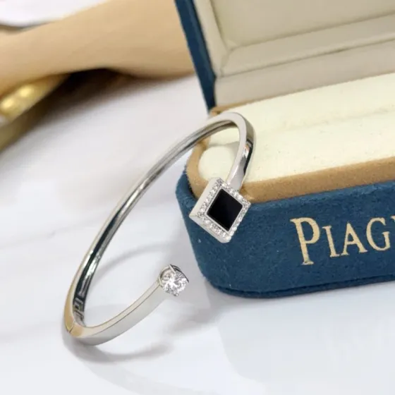 Piaget Possession bracelet Silver-toned white gold black onyx clear diamond 17cm