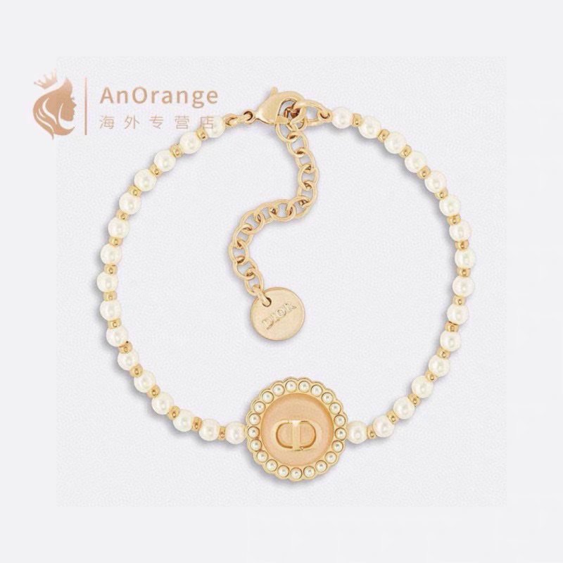 Dior Petit CD Pearl Bracelet bracelet Gold-tone metal with white resin pearls and black enamel CD medallion 16cm with 3cm extender chain