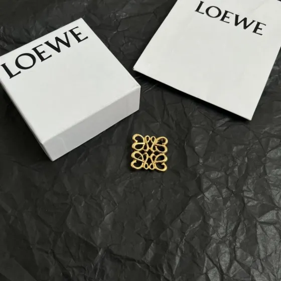 Loewe Anagram brooch Gold-tone metal silver-tone metal white enamel navy blue enamel 3cm width