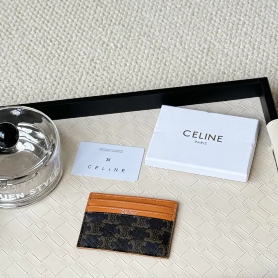 Celine Triomphe Canvas Card Holder card holder Tan smooth calfskin leather dark brown Triomphe monogram coated canvas 10 5cm x 7