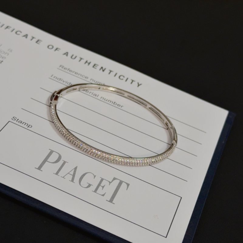 Piaget Possession bracelet 18k white gold clear diamond 17cm