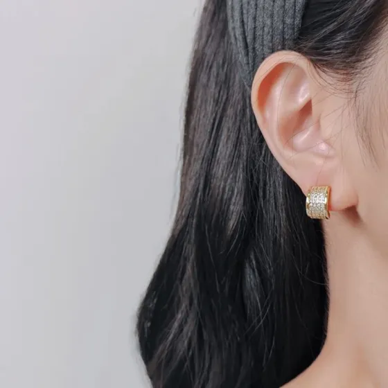 Bvlgari B zero1 earrings Yellow gold with clear pave diamonds 10mm hoop diameter