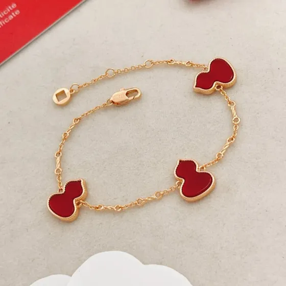 Qeelin Wulu bracelet 18k rose gold red carnelian 18cm adjustable