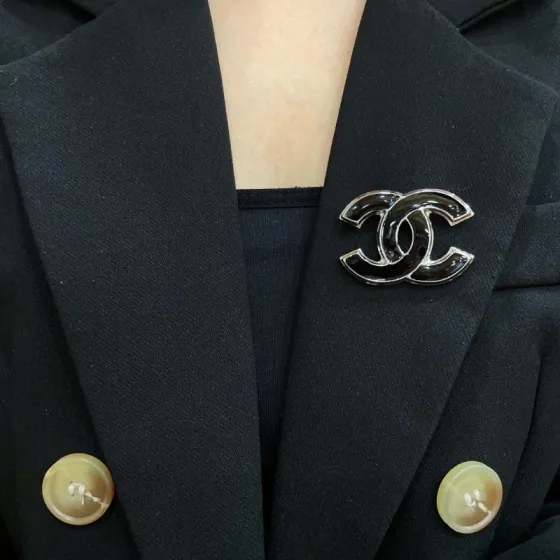 Chanel CC Logo brooch silver tone metal with black enamel 3 5cm width