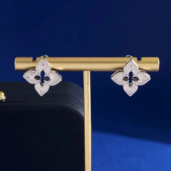 Roberto Coin Venetian Princess earrings 18k white gold with diamond accents 15mm stud diameter