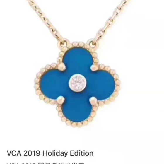 Van Cleef Arpels Alhambra 2019 Holiday Edition necklace Yellow gold blue porcelain diamond 42cm