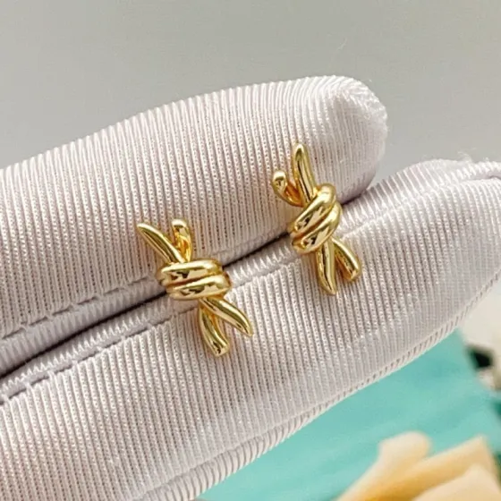 Tiffany Knot earrings gold tone metal no gemstones 12mm width
