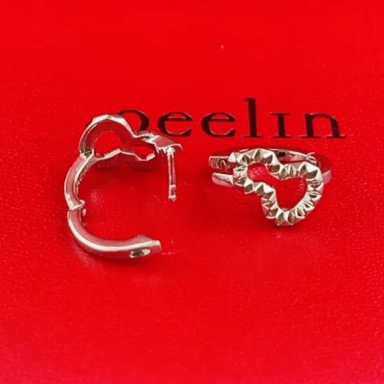 Qeelin Wulu earrings 18k rose gold no gemstones 1cm hoop diameter
