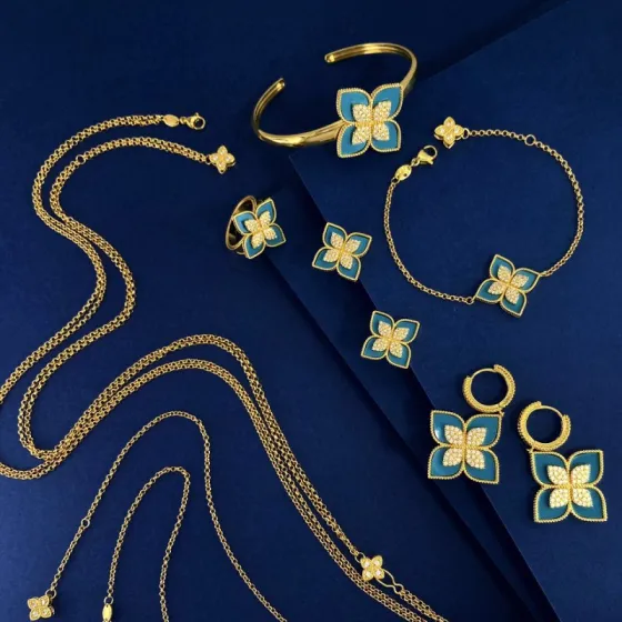 Van Cleef Arpels Princess Flower necklace Yellow gold with diamond accents available with blue turquoise white mother-of-pearl or black onyx inlays 42cm