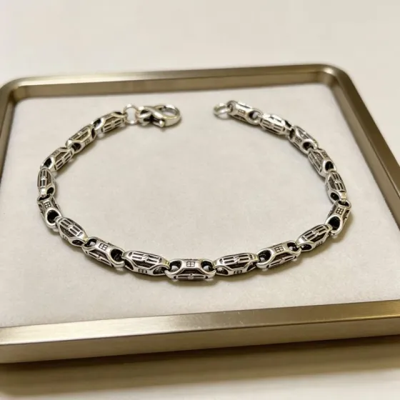 Luxury necklace 24cm
