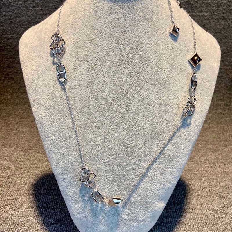 Hermes Chaine d Ancre Punk necklace Silver-toned metal with polished silver hardware 80cm