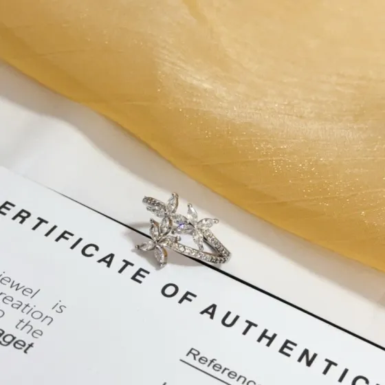 Piaget Rose ring 18k white gold with clear diamonds US 7