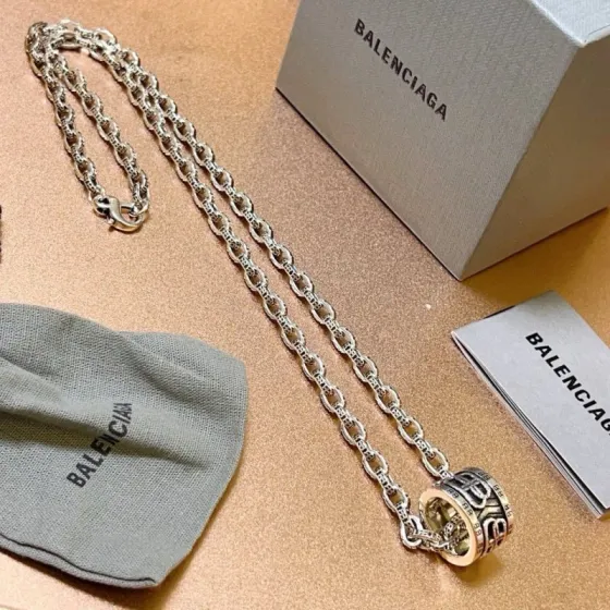 Luxury necklace
