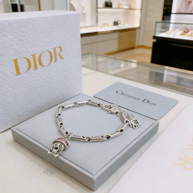 Dior DIOR x Kenny Scharf Robot Charm Chain Bracelet bracelet Silver-toned metal with red enamel accent 18cm with 3cm extender
