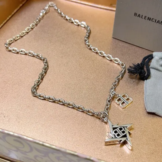 Luxury necklace