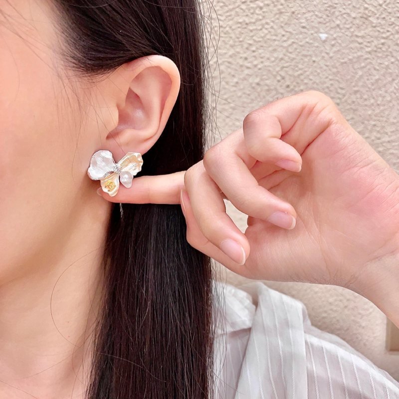Chanel CC Logo Two-Tone Flower Stud Earrings earrings Two-tone silver and gold metal white mother-of-pearl effect clear crystal accent 2cm stud diameter