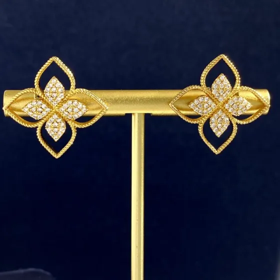 Roberto Coin Love in Verona earrings Yellow gold with clear diamond pave 2 5cm