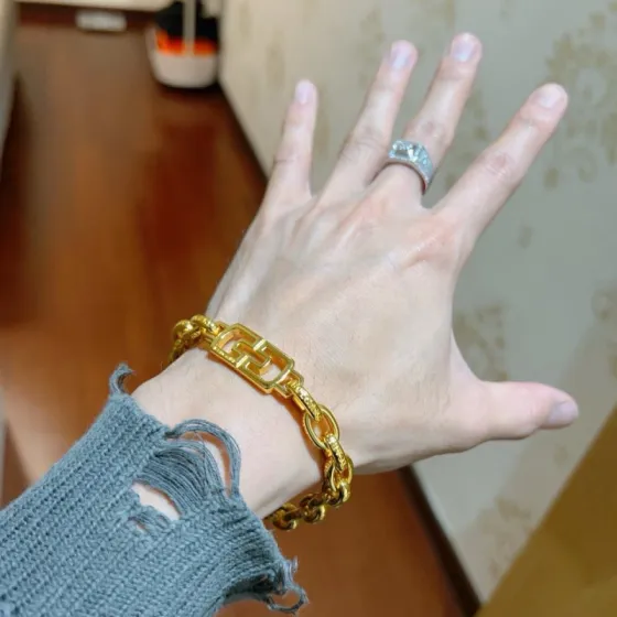 Bvlgari DIVAS DREAM bracelet 18K yellow gold 20