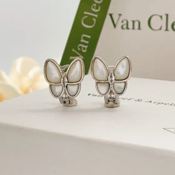 Van Cleef Arpels Two Butterfly earrings white gold white mother-of-pearl diamond 12mm width