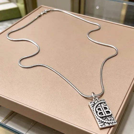 Luxury necklace