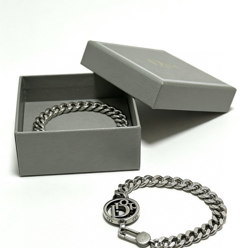 Dior Dior Oblique Logo Curb Chain Bracelet bracelet Gunmetal silver-toned metal no accent stones 21cm
