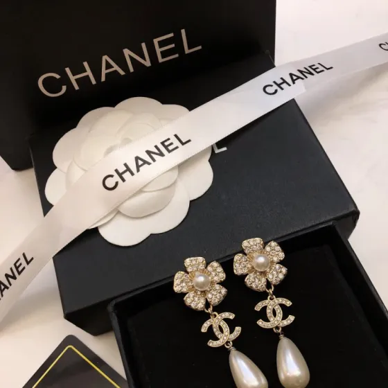 Chanel CC Camellia Teardrop Pearl Drop Earrings earrings Gold-tone metal clear crystal white pearl 4 5cm drop length