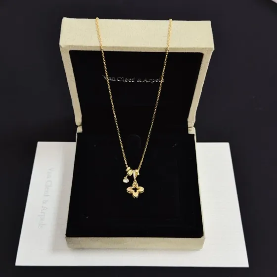 Van Cleef Arpels Alhambra necklace yellow gold clear diamond 42cm