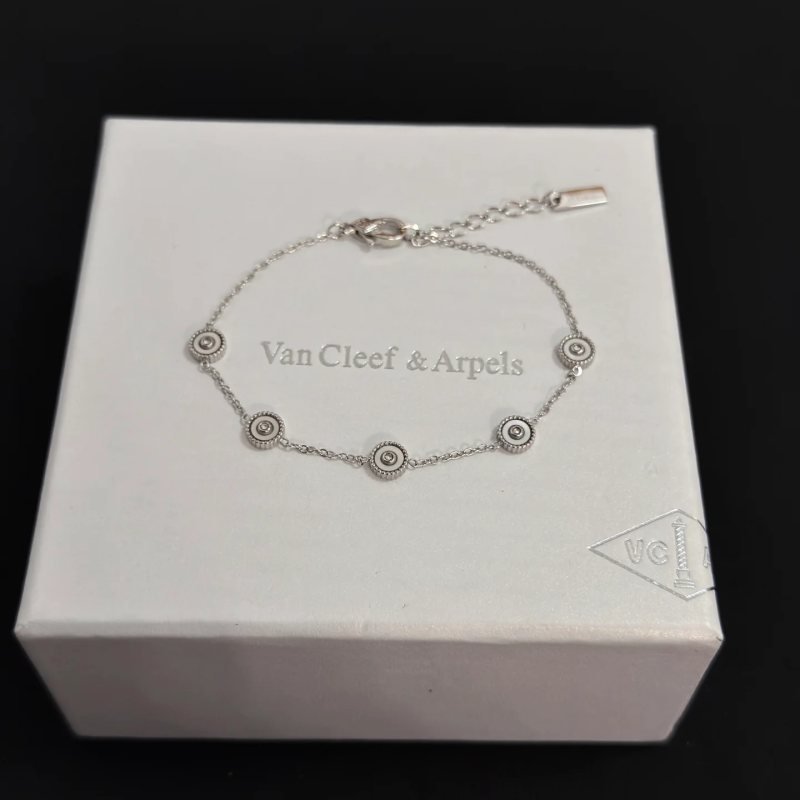 Van Cleef Arpels Alhambra bracelet silver-toned metal with white mother-of-pearl accents 17cm