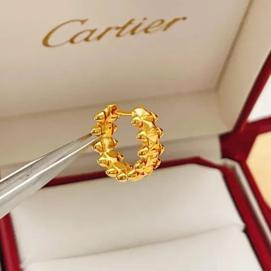 Cartier Clash de Cartier earrings 18k yellow gold no gemstones 12mm hoop diameter