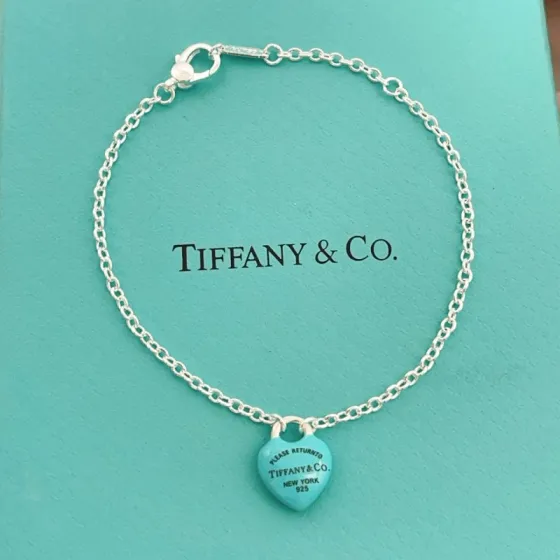 Tiffany Co Return to Tiffany Heart Tag bracelet Sterling silver with Tiffany Blue enamel heart charm 17cm