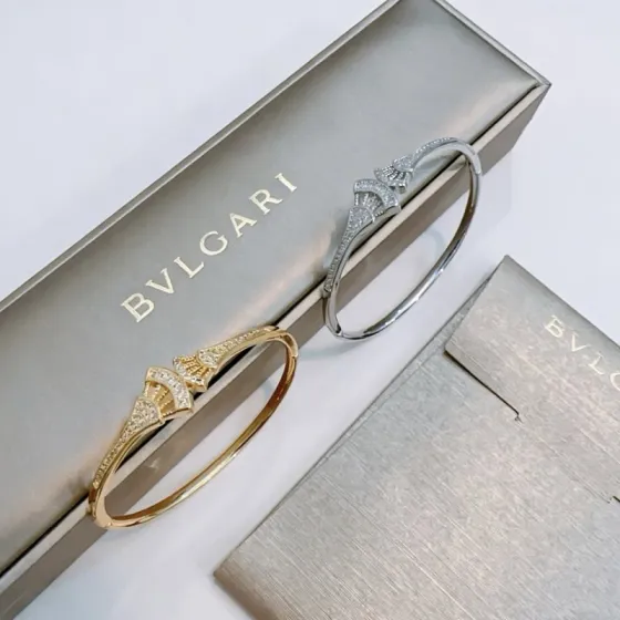 Bvlgari Divas Dream bracelet 18K yellow gold with pave diamonds 18K white gold with pave diamonds 17cm