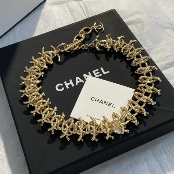 Chanel Interlocking CC Logo Chunky Chain Choker necklace gold-tone metal 38cm with 5cm extender
