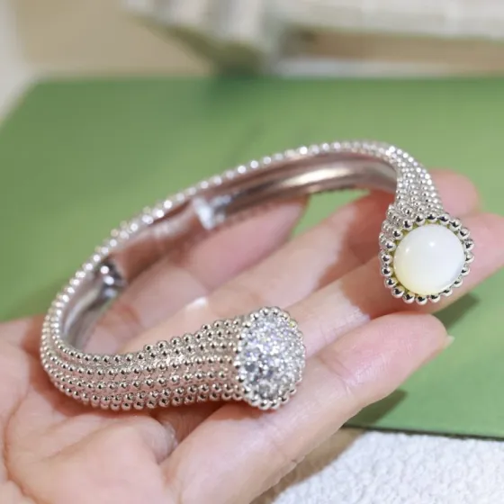 Van Cleef Arpels Perlee bracelet 18k white gold white mother-of-pearl diamond 17cm