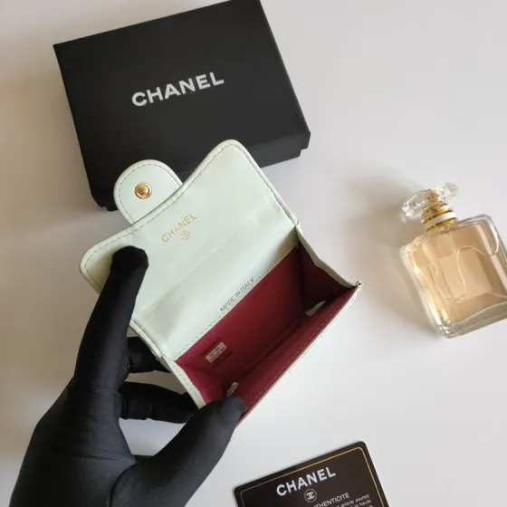 Chanel Classic Flap Card Holder card holder Light mint green lambskin leather with gold-tone metal hardware burgundy interior lining 7 5 11 3 2 1 cm