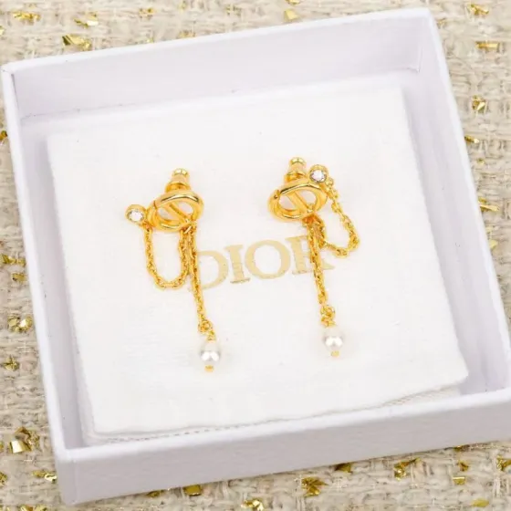 Dior Dior Tribales CD Logo Chain Pearl Drop Earrings earrings Gold-tone metal white pearl clear crystal 3 5cm drop length