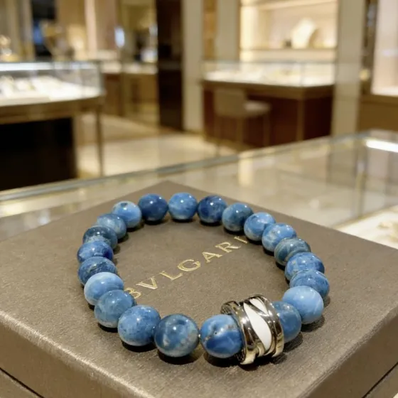 Bvlgari DIVAS DREAM bracelet Silver-toned metal with white enamel accent variegated blue stone beads 20