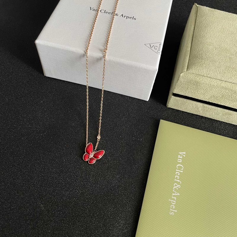 Van Cleef Arpels Two Butterfly Alhambra necklace Rose gold carnelian red diamond white 42cm