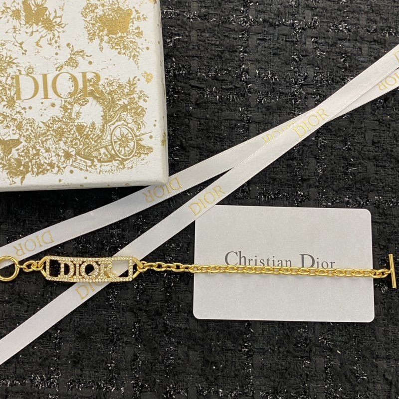 Dior Dior Jewelry Code H477 0257825 bracelet gold-tone metal with clear crystal accents 17cm