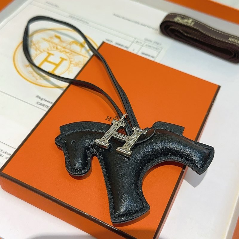 Hermes Rodeo H Charm pendant black leather silver-tone metal with clear crystal accents 80cm