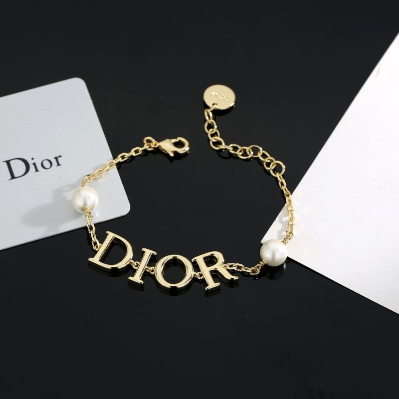 Dior D I O R Logo Pearl Bracelet bracelet gold-tone metal with white resin pearls 18cm with 3cm extender chain