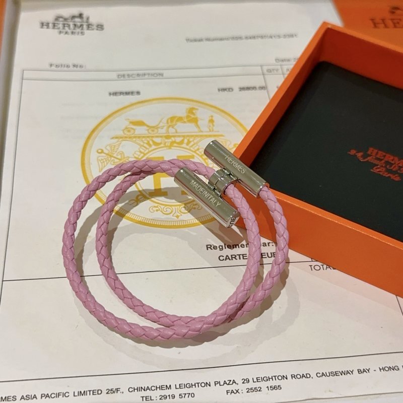 Hermes Tournis Tresse bracelet Light pink braided leather with palladium silver-tone metal hardware T2