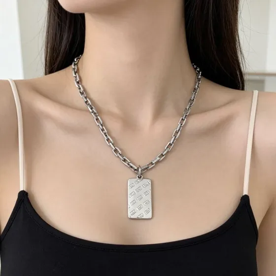 Bvlgari Bvlgari Bvlgari necklace Silver-toned metal with embossed logo detailing no gemstones 50cm