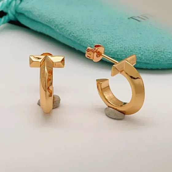Tiffany T T1 earrings 18k yellow gold no gemstones 12mm hoop diameter