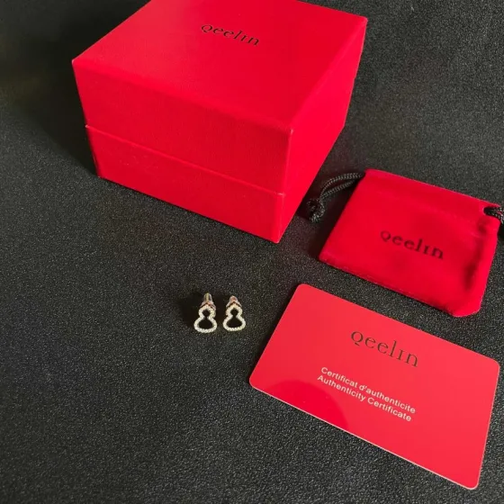 Qeelin Wulu earrings 18k rose gold with black onyx and diamond accents mini stud